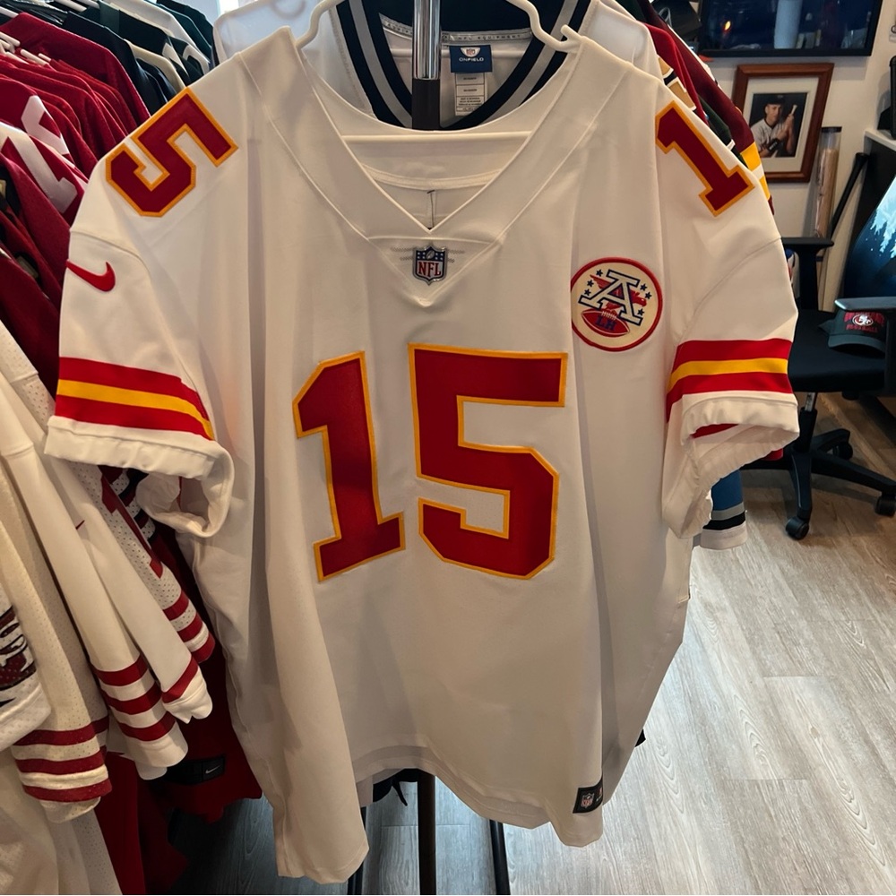 Nike Elite Patrick Mahomes Kansas City Chiefs Authentic Away Jersey Rare Size 60